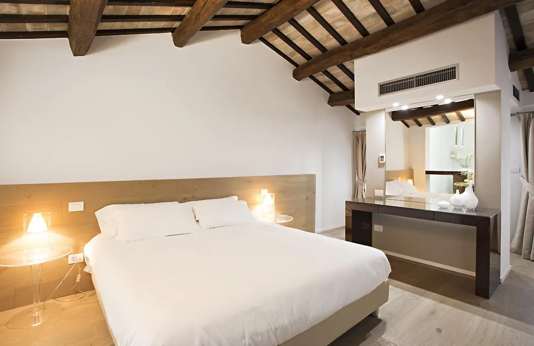 Borgoleoni 18 - Room&Breakfast-1